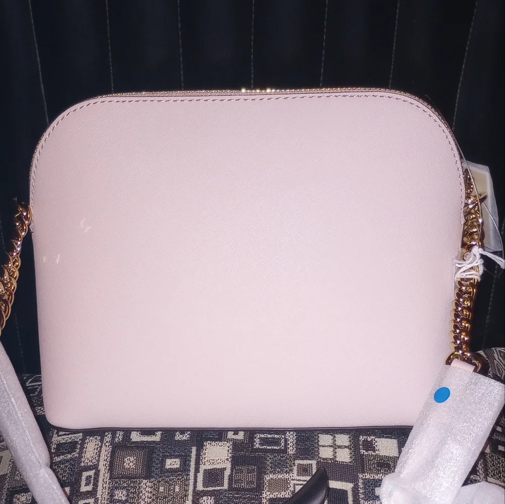Michael Kors Jet Travel Powder Blush, Med Dome,NWT, BEAUTIFUL - Picture 5 of 7